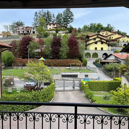 L'Acero Rosso - Giardino Privato E Box Auto Menaggio Exterior foto